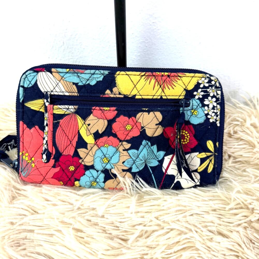 Vera Bradley Midnight Wildflower Zip Around Wallet Quilted Floral Navy